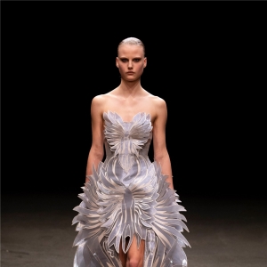 Iris van Herpen 2021春夏高