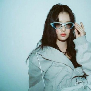 韩女穿起卫衣来怎么这么松弛？